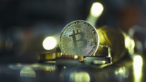 Bitcoin struggles below $70,000 ahead of key economic data release