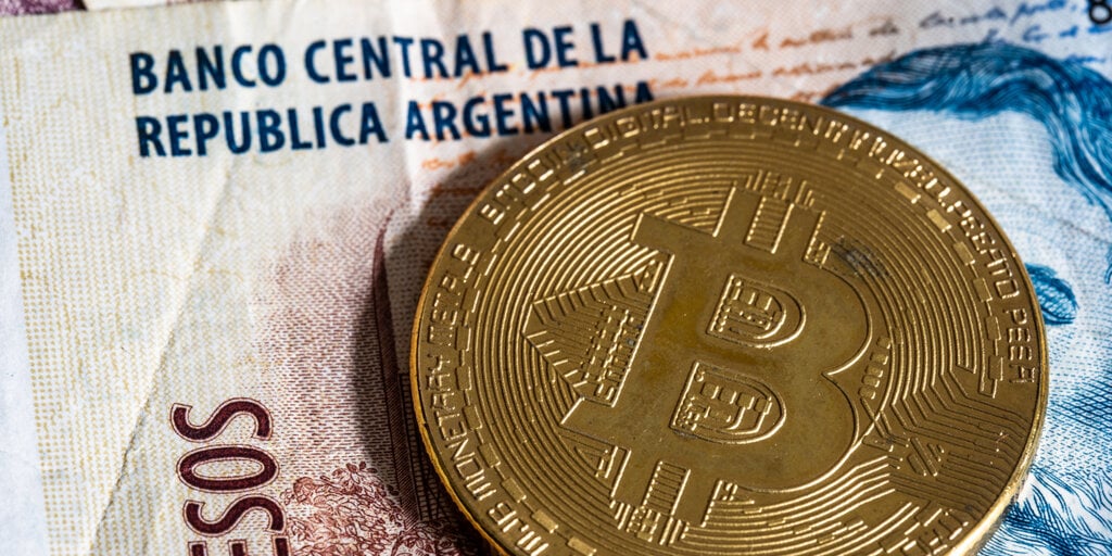 Bitcoin Surpasses $70,000 Amid Argentina Legal Offering Talks, Ethereum Flirts With $4,000