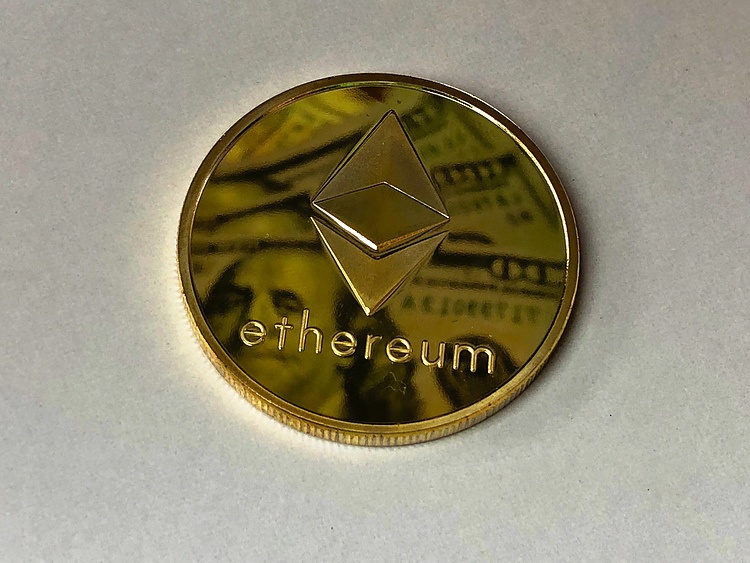 Ethereum Resumes Sideways Movement as Grayscale Files Withdrawal of Ethereum Futures ETF Application with SEC