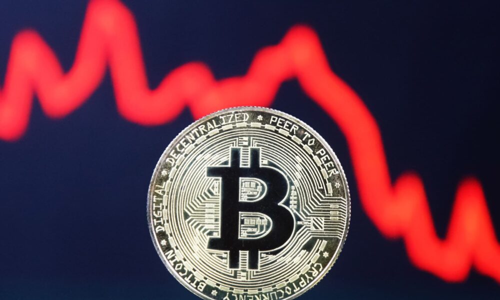 Bitcoin (BTC) Price Drops to 2-Month Low After Fed Meeting Minutes