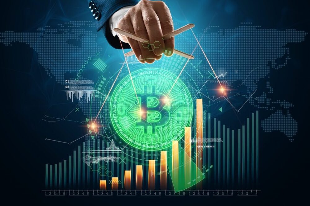 BTC Slides to $64K, ETH to $31K, Major Altcoins Drop